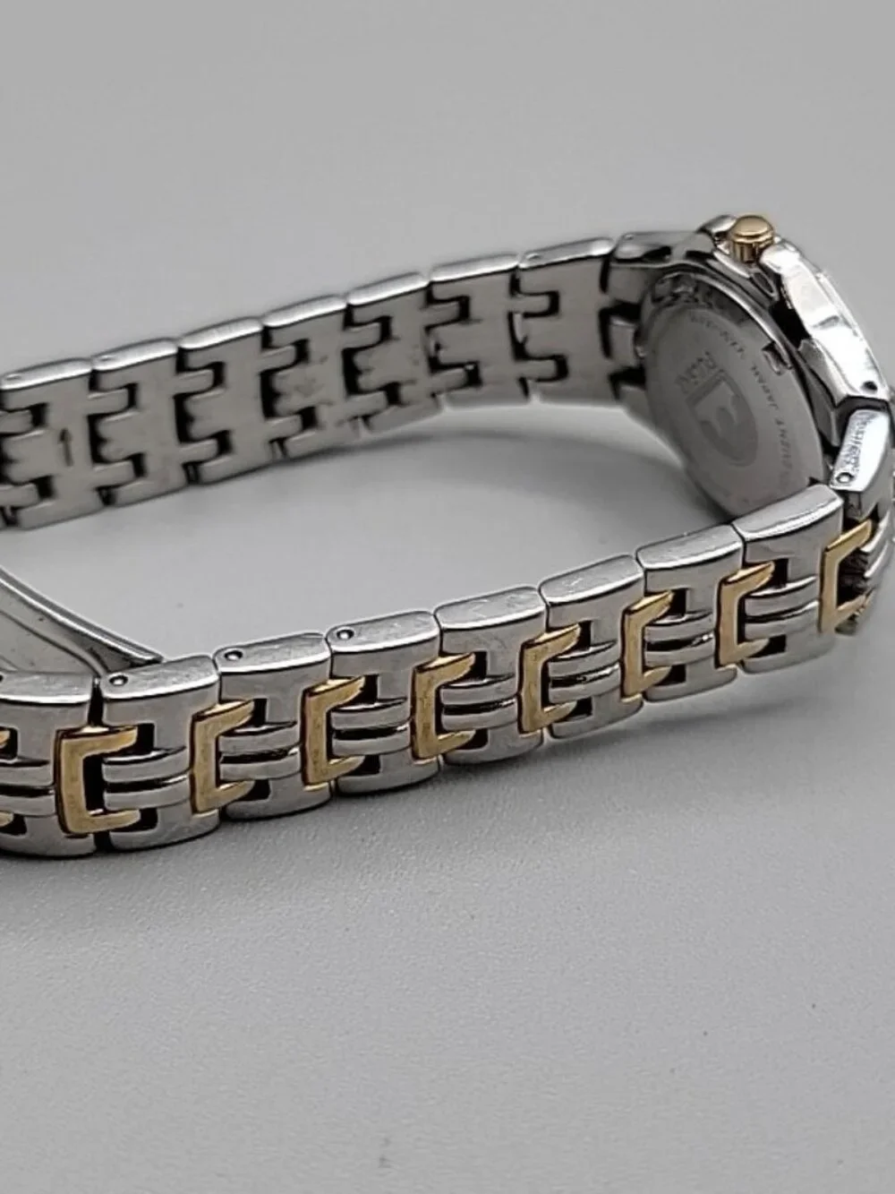 Pulsar Ladies Watch Quartz Swarovski Crystal Bezel 7